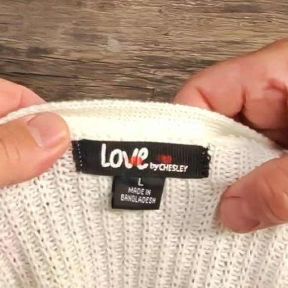 Love by Chelsea Cream Cardigan Sweater Classic Knit Design - Picture 8 of 8